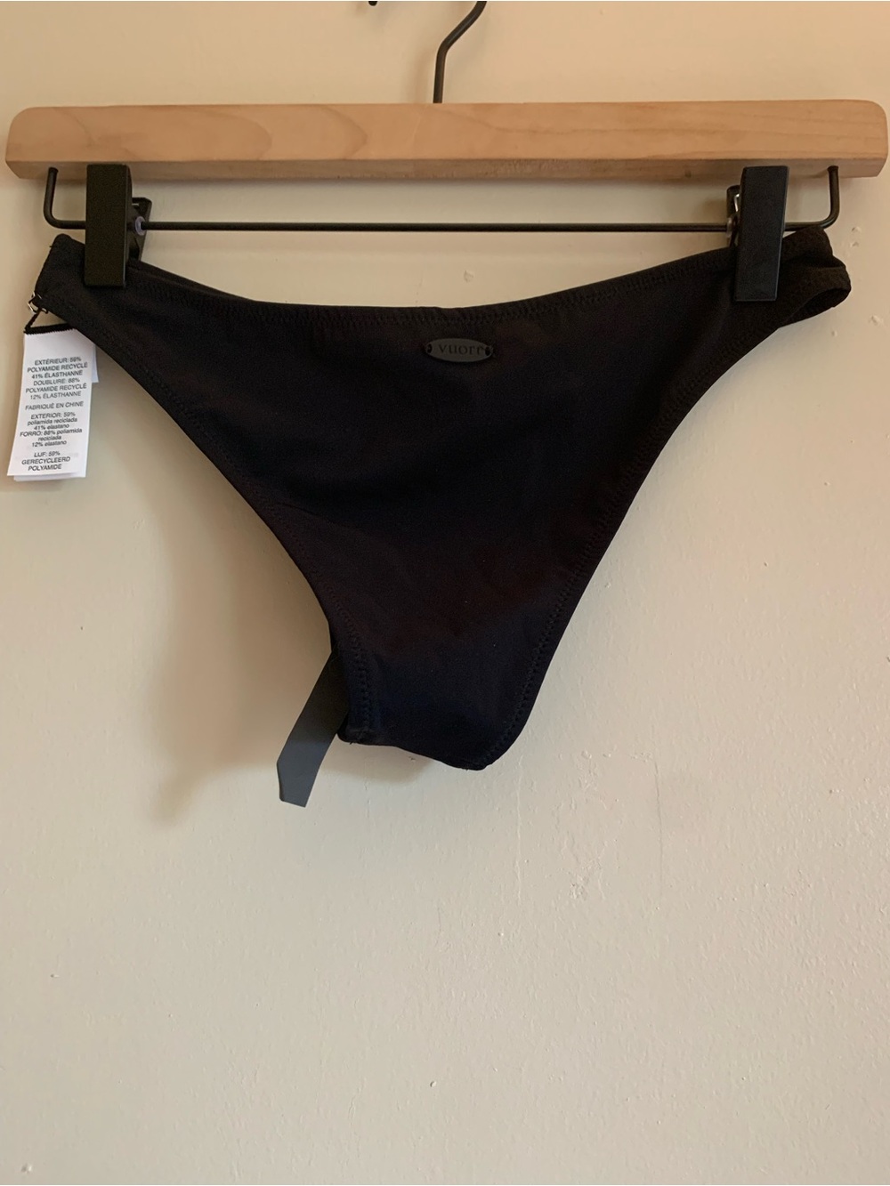 Vuori Women Black Swim Suit Bottom Bikini NWOT Size XS Summer Clothing Bottom - Picture 3 of 3